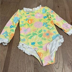 TBBC Sarasota Surf Suit in Boca Blooms Yellow VGUC size 4t